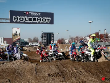 HOLESHOT_M1_9455.jpg